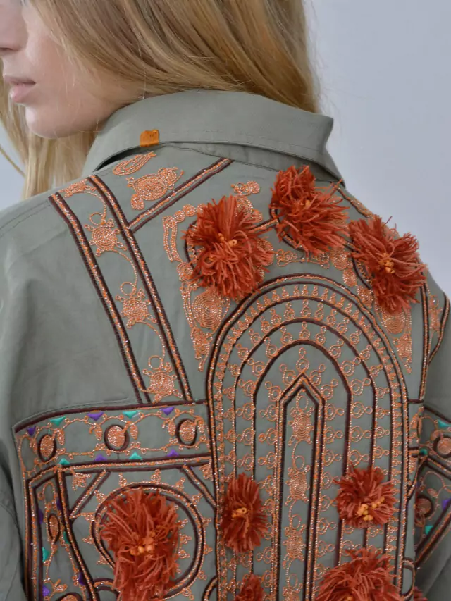 Camisaco con espalda bordada (68003) - Imagen 3